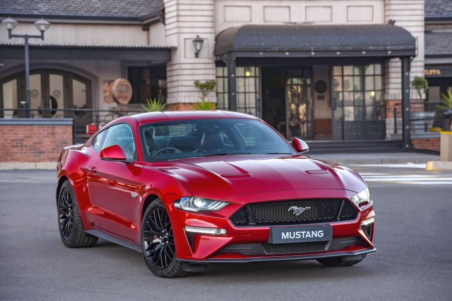  Ford Mustang GT Fastback 2019 года  (ZA) (фото 9 из 44)